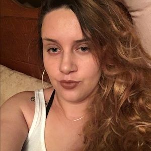 Meet your Posher, Molly